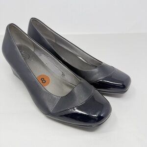 Elegant Black Women's Shoes Size 8